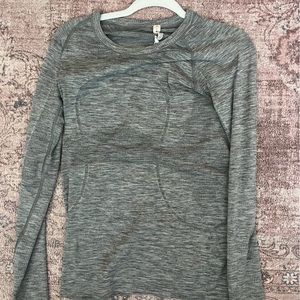Lululemon Long sleeve Swiftly Tech